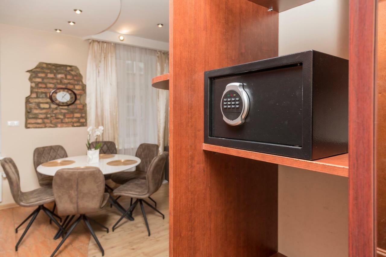 Baltic Amber In Diplomatic District & Free Parking Riga Exterior foto